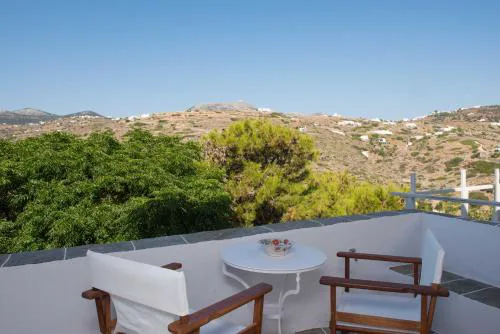 Aris & Maria Houses