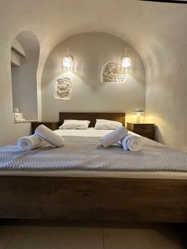Arch Residence, studio 1, Apothika