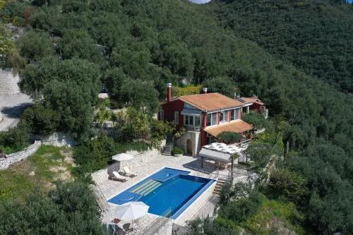 Zeitouni Lodge