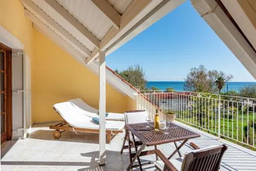 Albouro seafront apartments