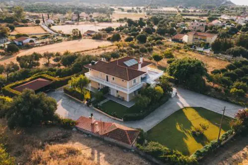 Stefanos Home