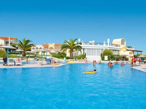 Cavos Horizon Hotel