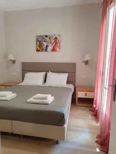 Dora's apartments