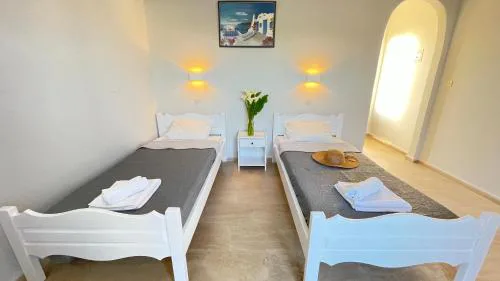 Kavos Aparthotel