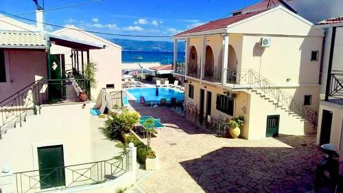 Stavros On The Beach Studios and Apartments