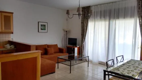 Tholos Bay Suites