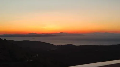 Aggelos & Melina Studios - Enjoy sunset from Aggelos!