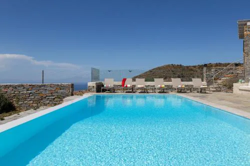 Villas Velanidies