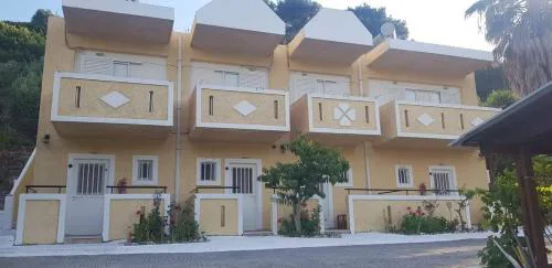 Denise Apartments Kefalos