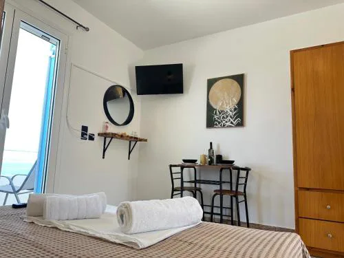 Meltemi Sea View Suite