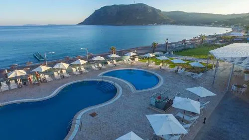 Royal Bay Suites