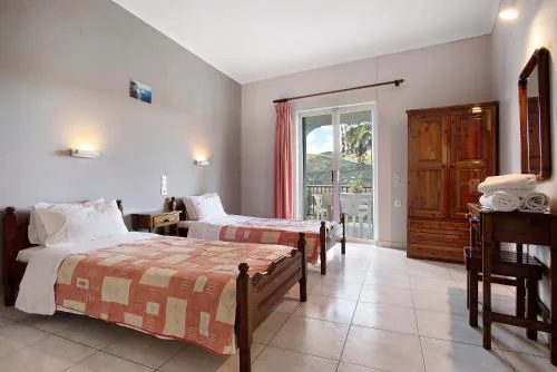 Dolphin Apartment 4