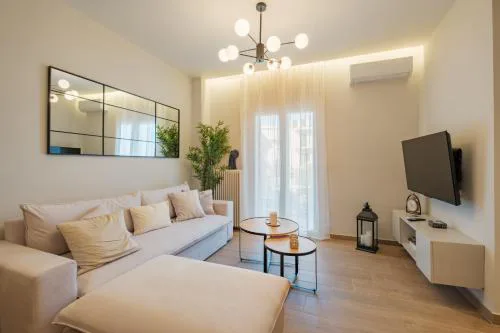 Chic Corfu Town Apt by Marietta