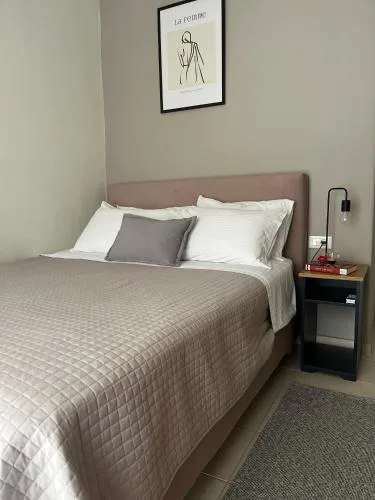 Christella Corfu town apartment