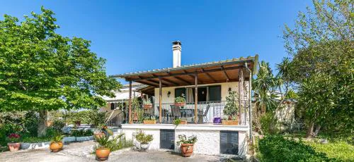 Eutuxia House
