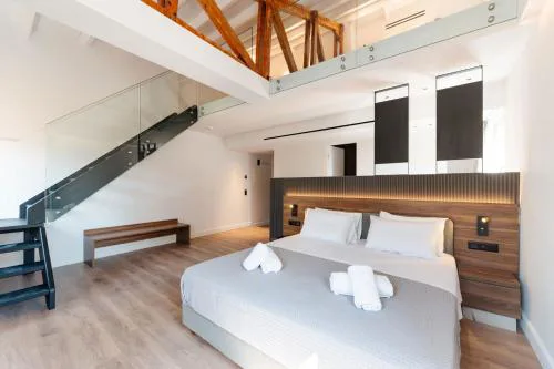 Kantoni Suites
