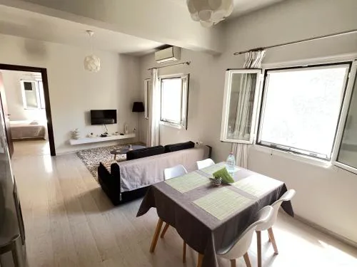 S&H New Port Apartment