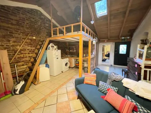 The Dockside Dwelling