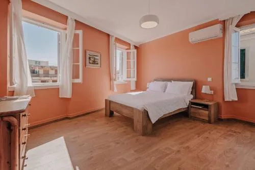 The Gramms Old Town Apartment