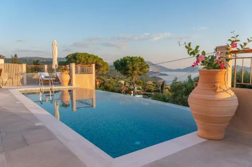 Pithari Sunset Villa