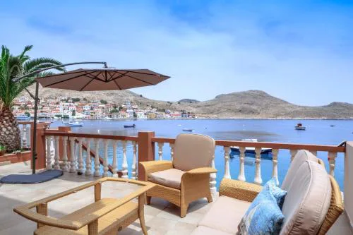 Villa Skiadeni - Sea front house