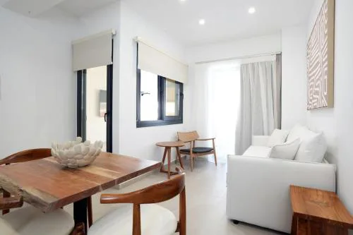 2bb Luxury Apartment II - Jacuzzi, Parking, Beach