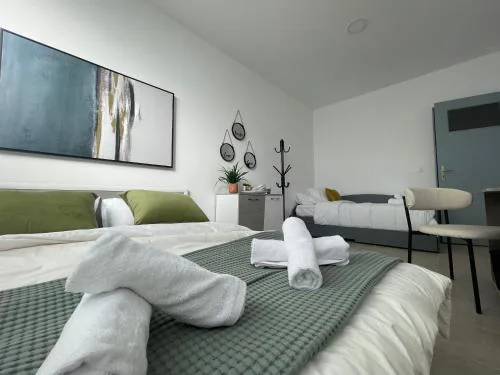AIOLOS Chania center luxury apartment near the garden
