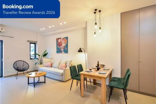 Alex Downtown Holiday Apartment