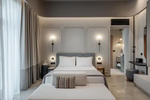 Amara Luxury Suites With Private Hot Tub