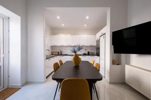 Apanemia Apartment
