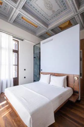 Bouquet Luxury Rooms