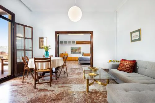 Clio Townhouse