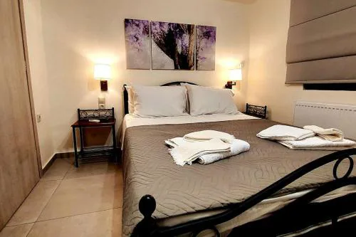 Cozy suite by Spiros & Marina