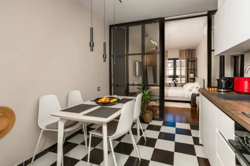 Demmi Central 2BR Designer Apt