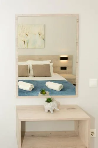 Eleni Apartments