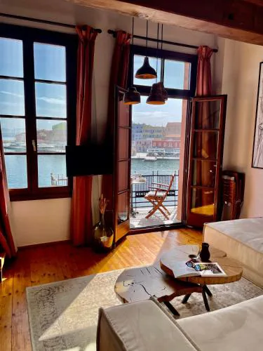 Erietta Suites