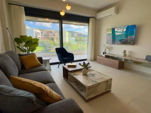 EVA Luxury Apartment