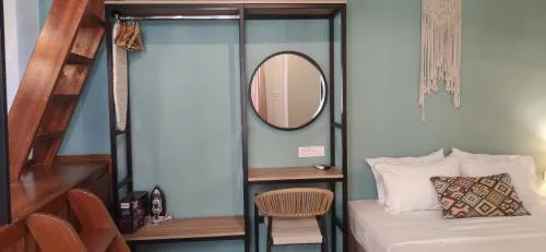 Fivos Residence