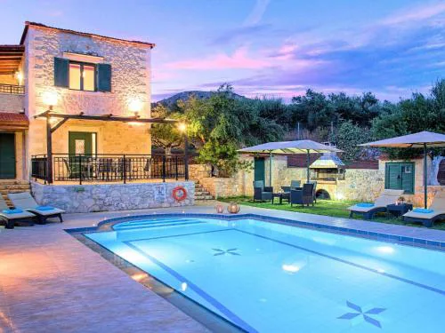 Holiday Home für 12 Personen in Chania- Kreta - West-Kreta by Interhome