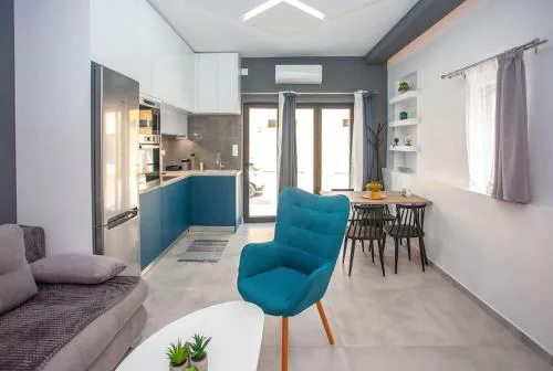 Μike's Corner Apartment