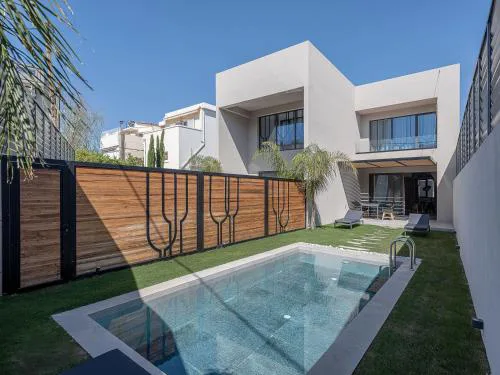 JnV Luxury Villas - Urban oasis by etouri