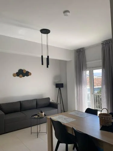 Kidonias apartment