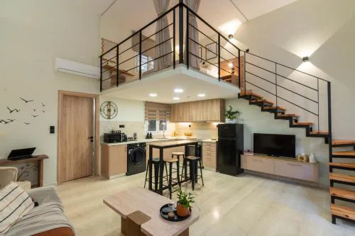 La Petite Fleur City apartment Chania