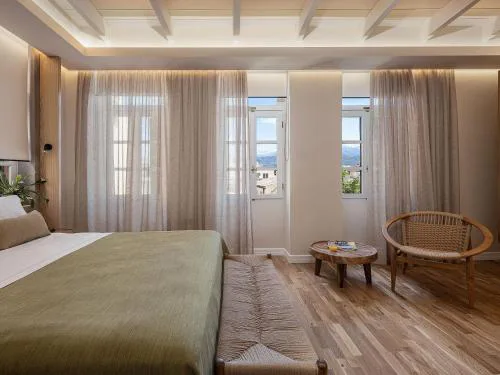 Lithinon Luxury Suites with Free Parking