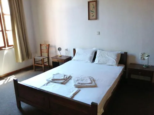 Lito Rooms