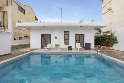 Luxsuites