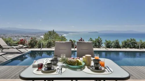 Luxury Villa Mystique with Amazing Seaview