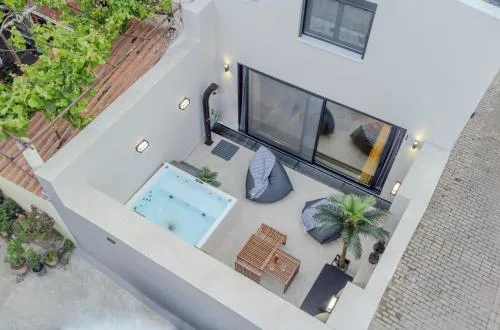 MOS Luxury Suits "Residenza Canea"