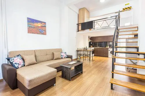 Neva's Apartment's in Center Chania 1 2