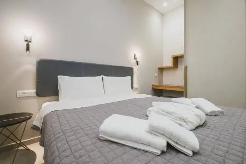 Peris 2 - Central Apt near Old Town - AC, Washer
